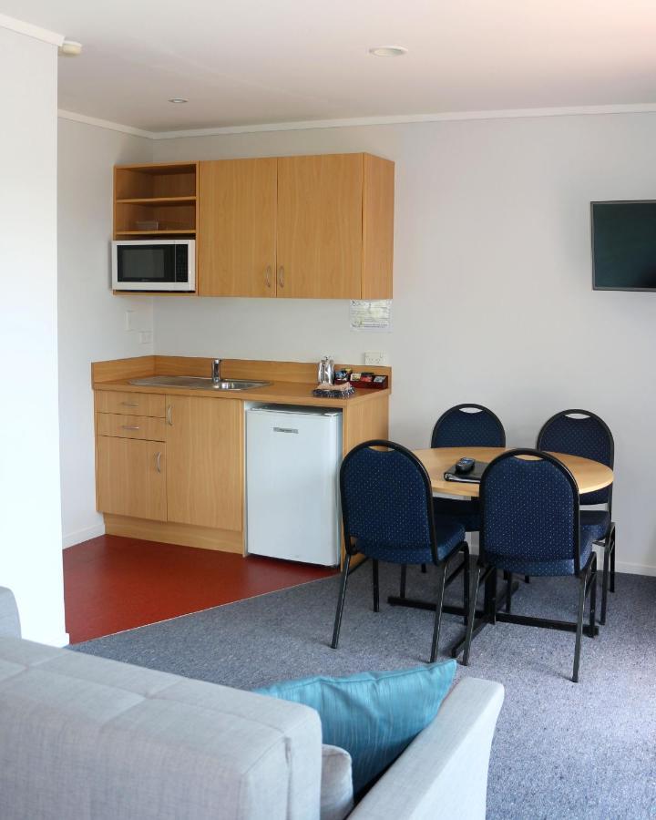 Adventure Lodge And Motels And Tongariro Crossing Track Transport National Park Eksteriør billede