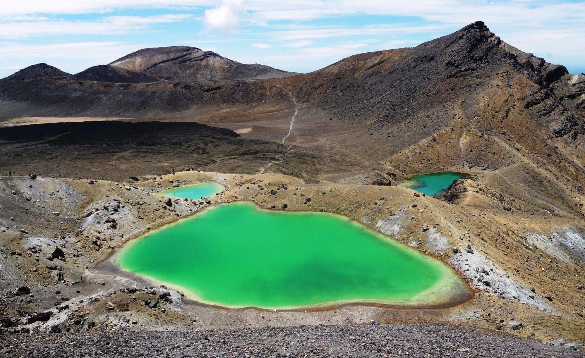 Adventure Lodge And Motels And Tongariro Crossing Track Transport National Park Eksteriør billede